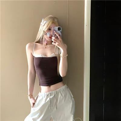跳舞的红色公交